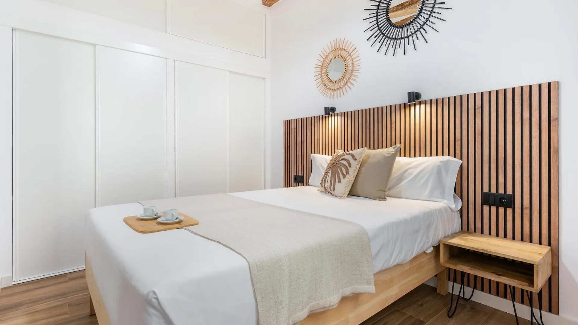 Lodging Apartments Almirall Beach 21 Barcelona Spanien